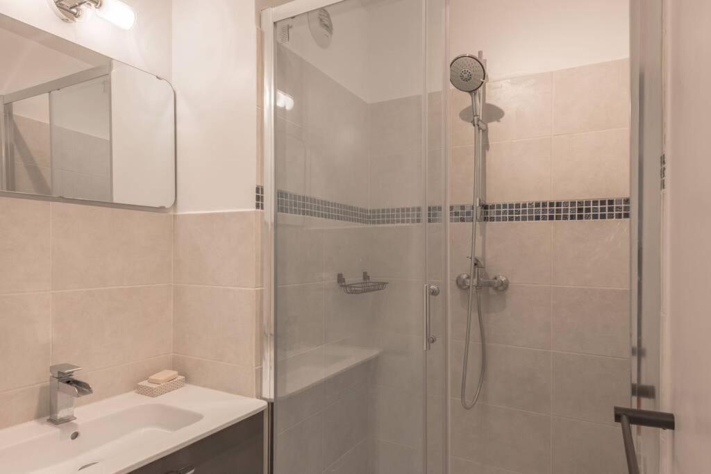 Garden Apartment Next To Disneyland Биси Сен Жорж Екстериор снимка